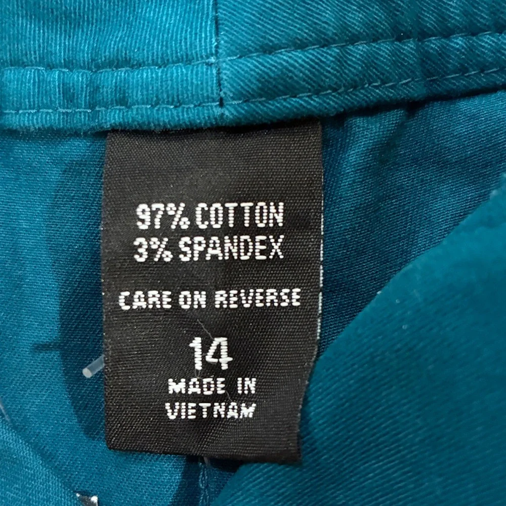 New York & Company East Village Teal Shorts, 14 - Picture 6 of 6